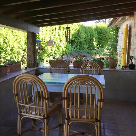 Bed and Breakfast Chez Patricia Castelnau-Montratier Exterior foto